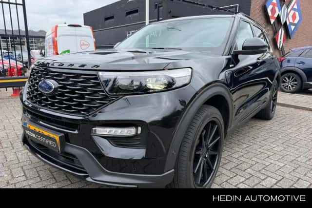 Ford Explorer (2021) thumbnail 1