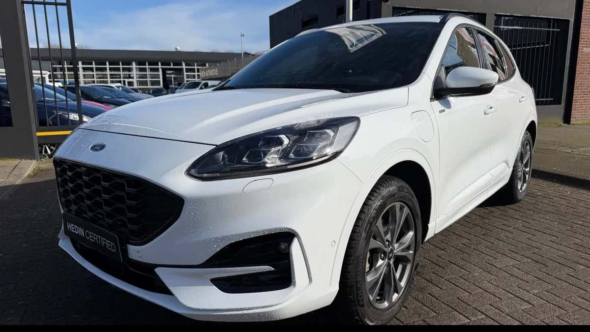 Ford Kuga (2023) — foto 1