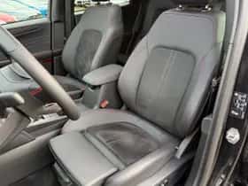 Ford Kuga (2024) thumbnail 16
