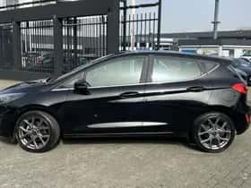 Ford Fiesta (2023) thumbnail 2