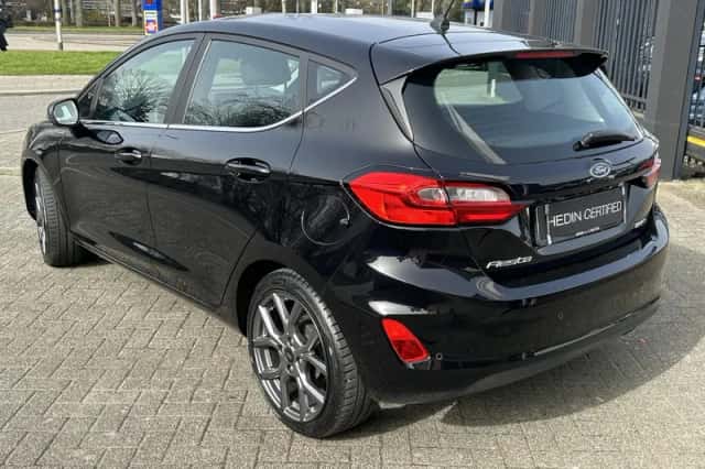 Ford Fiesta (2023) thumbnail 3