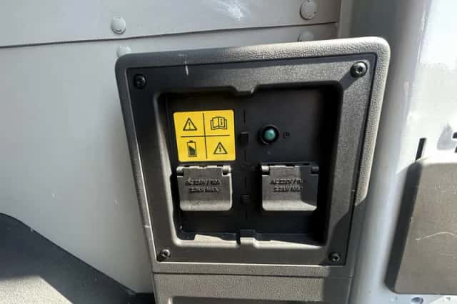 Ford E-Transit (2024) thumbnail 6