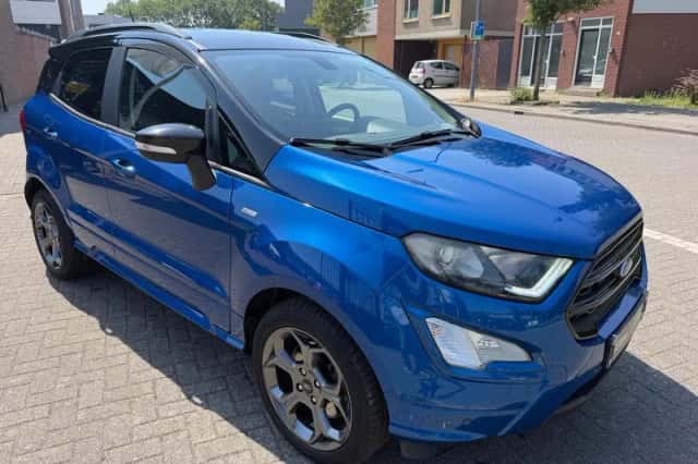 Ford EcoSport (2019) thumbnail 3