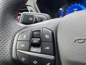 Ford Kuga (2024) thumbnail 19