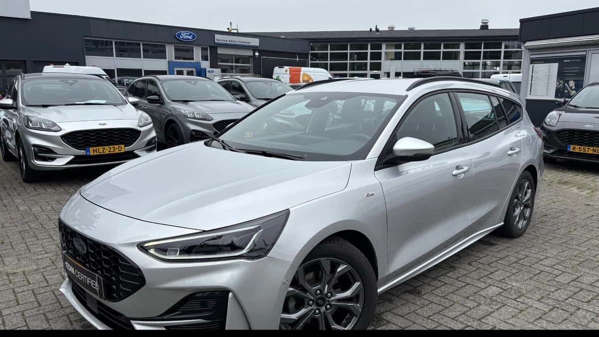 Ford Focus (2023) — foto 1