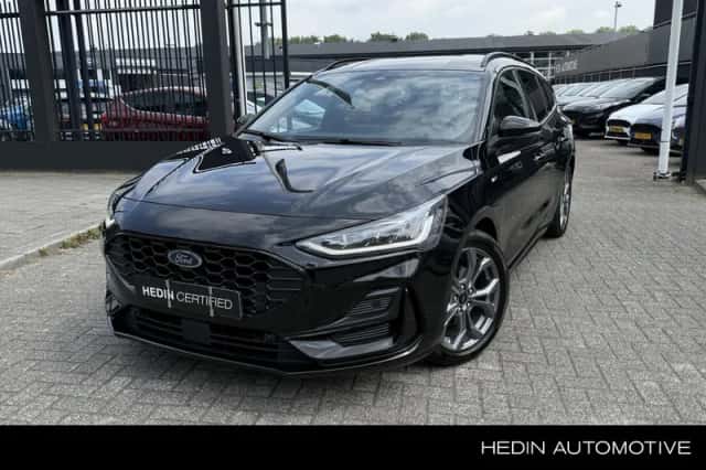 Ford Focus (2025) thumbnail 1
