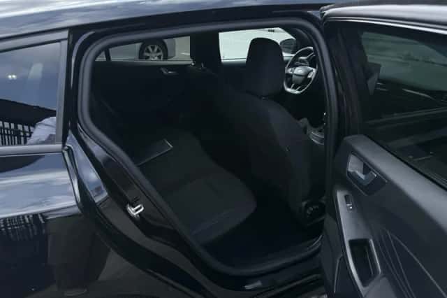 Ford Focus (2025) thumbnail 4