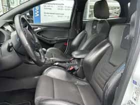 Ford Focus (2016) thumbnail 19