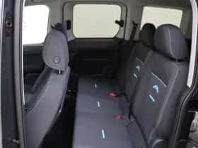 Ford Tourneo Connect (2023) thumbnail 25