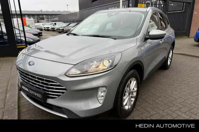 Ford Kuga (2022) thumbnail 1