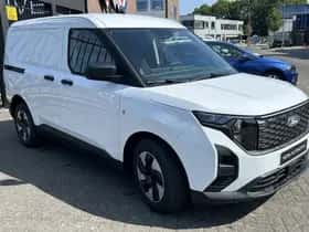 Ford E-Transit Courier (2026) thumbnail 2