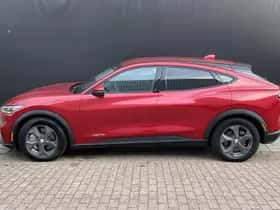 Ford Mustang Mach-E (2022) thumbnail 7