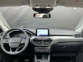 Ford Kuga (2021) thumbnail 3