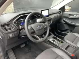 Ford Kuga (2021) thumbnail 8
