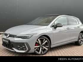 Volkswagen Golf (2024) thumbnail 1