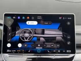 Volkswagen Golf (2024) thumbnail 14