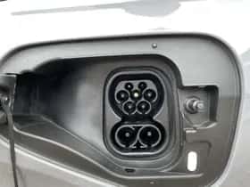 Volkswagen Golf (2024) thumbnail 23