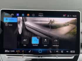 Volkswagen Golf (2024) thumbnail 29