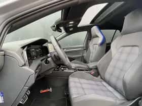 Volkswagen Golf (2024) thumbnail 8