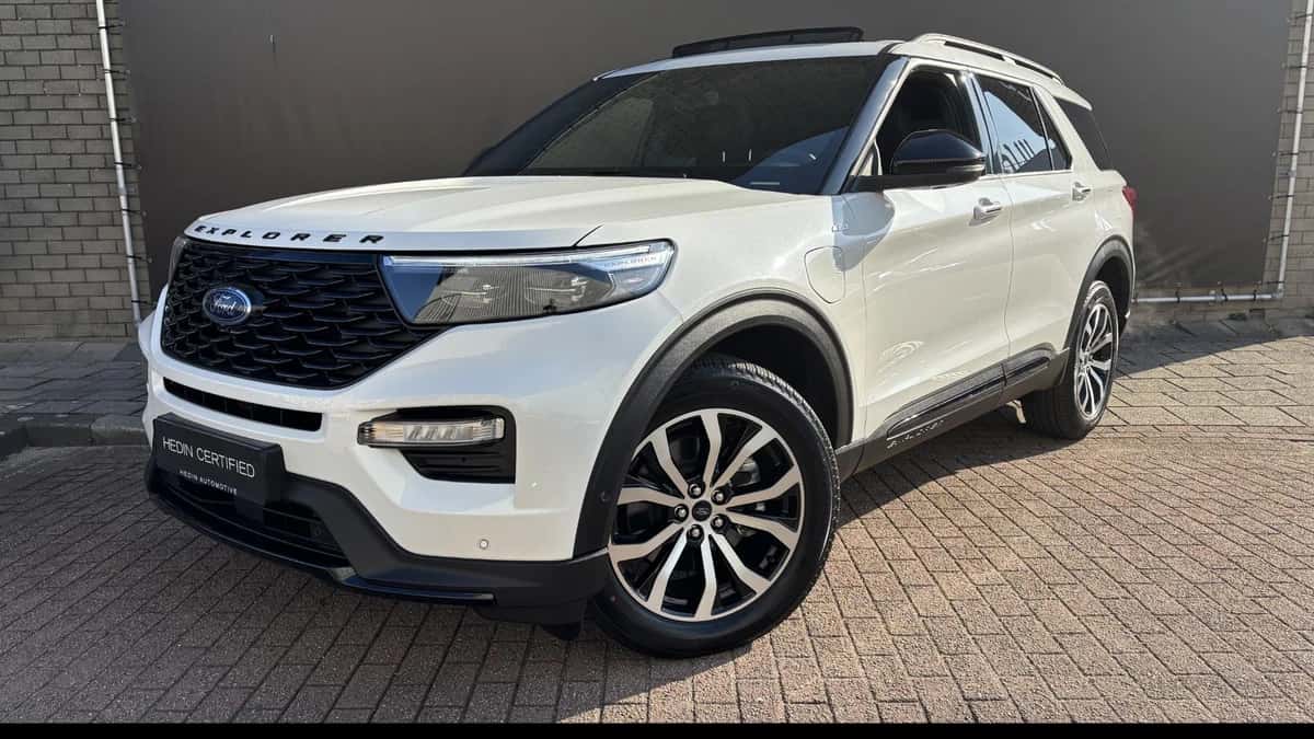 Ford Explorer (2024) — foto 1