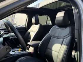 Ford Explorer (2024) thumbnail 9