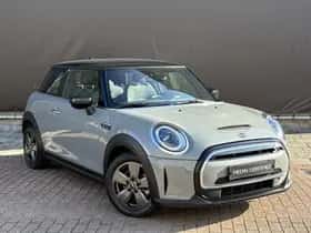 MINI Electric (2022) thumbnail 18