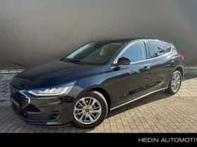 Ford Focus (2023) thumbnail 1