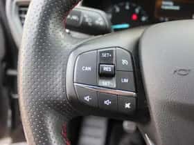 Ford Focus (2022) thumbnail 15