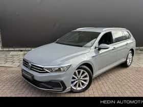 Volkswagen Passat (2023)