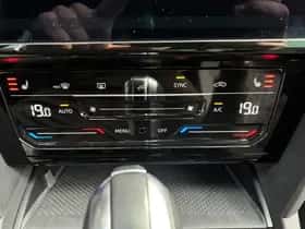 Volkswagen Passat (2023) thumbnail 15