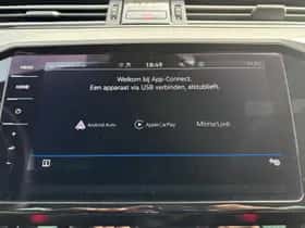 Volkswagen Passat (2023) thumbnail 17