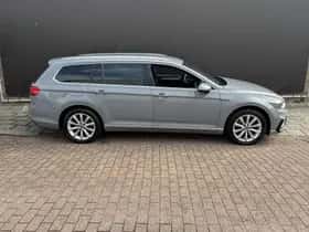 Volkswagen Passat (2023) thumbnail 8