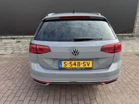 Volkswagen Passat (2023) thumbnail 10