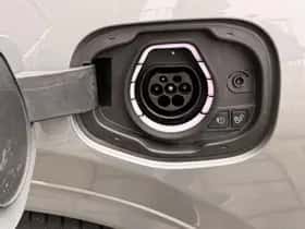 Ford Kuga (2020) thumbnail 17