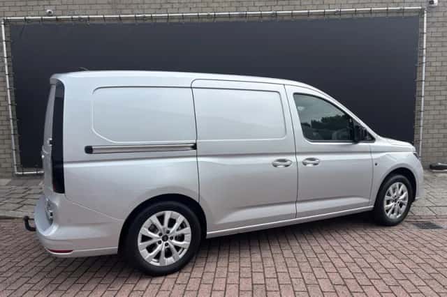 Ford Transit Connect (2025) thumbnail 2
