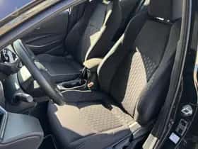 Toyota Corolla (2023) thumbnail 14
