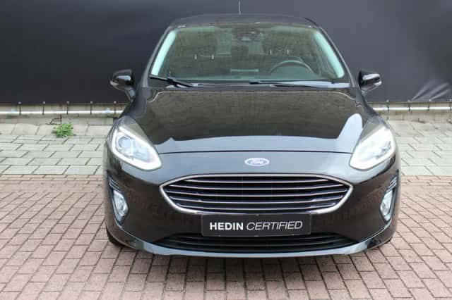 Ford Fiesta (2017) thumbnail 5