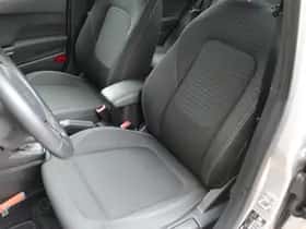 Ford Fiesta (2019) thumbnail 12