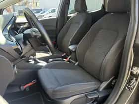 Ford Fiesta (2019) thumbnail 6