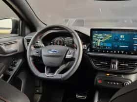 Ford Focus (2023) thumbnail 39