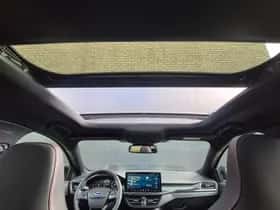 Ford Focus (2023) thumbnail 41