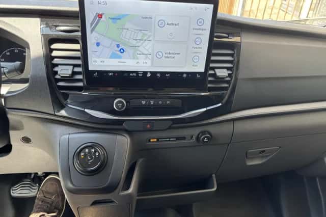 Ford E-Transit (2024) thumbnail 3