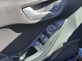 Ford Fiesta (2020) thumbnail 18
