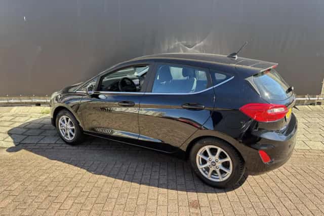 Ford Fiesta (2020) thumbnail 5