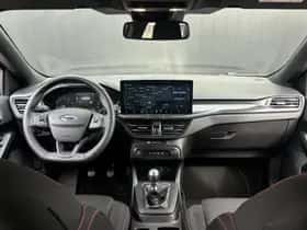 Ford Focus (2024) thumbnail 3