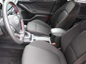 Ford Focus (2024) thumbnail 10