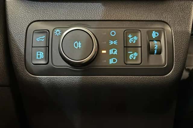 Ford Kuga (2024) thumbnail 3