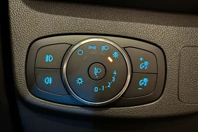 Ford Focus (2022) thumbnail 20