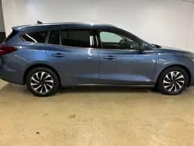 Ford Focus (2022) thumbnail 22