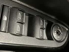 Ford B-Max (2017) thumbnail 21